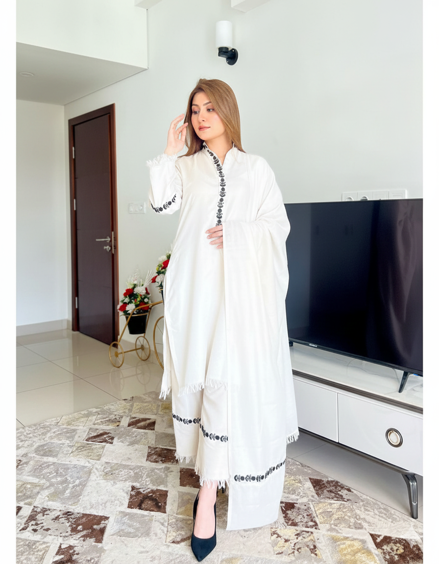 WDR-98 Off White Elegant Poly Wool Suit